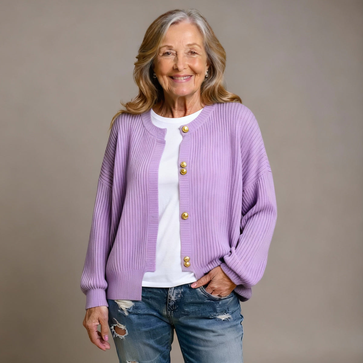 ELARA | PEARL-BUTTON CARDIGAN