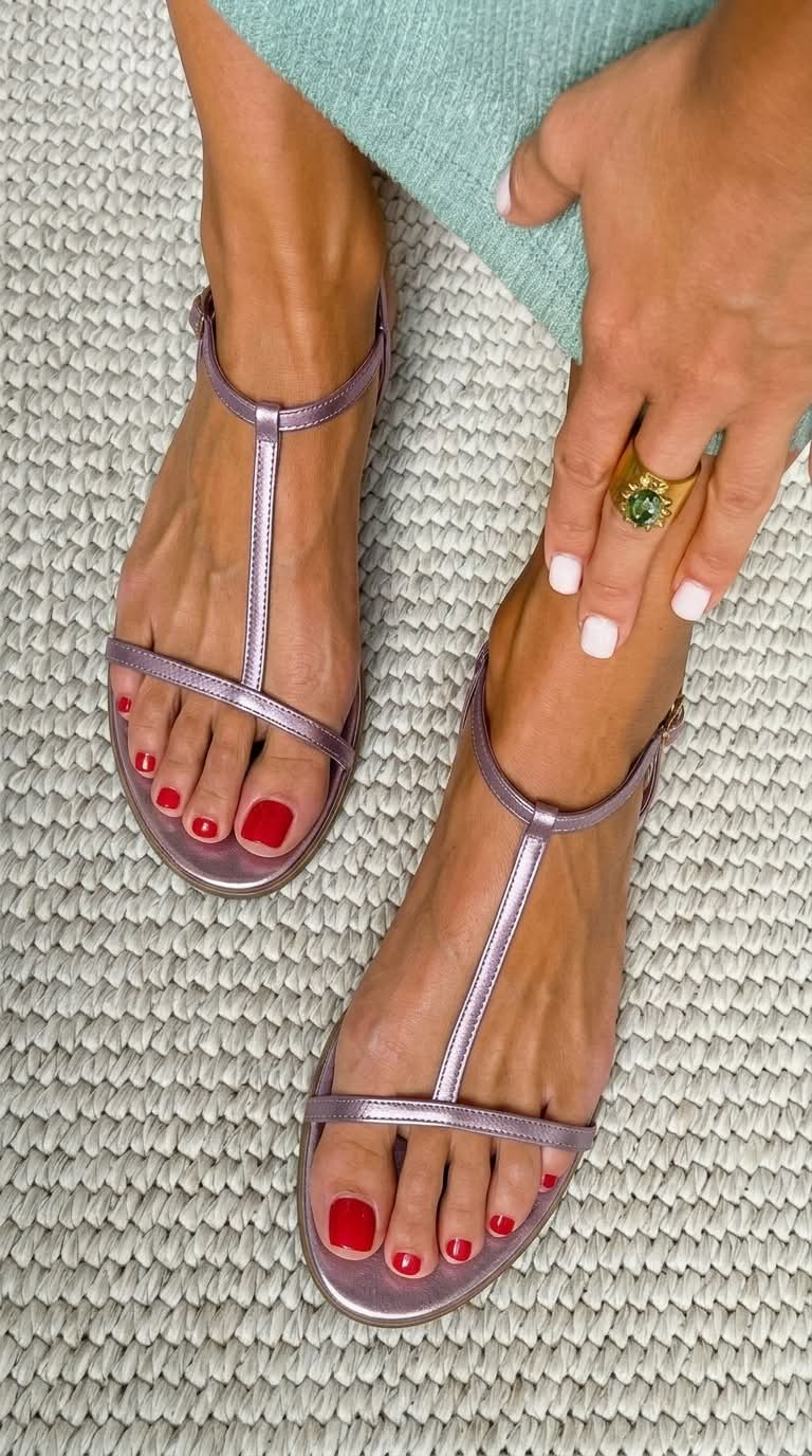ALBA | GOLDENE SOMMERSANDALEN