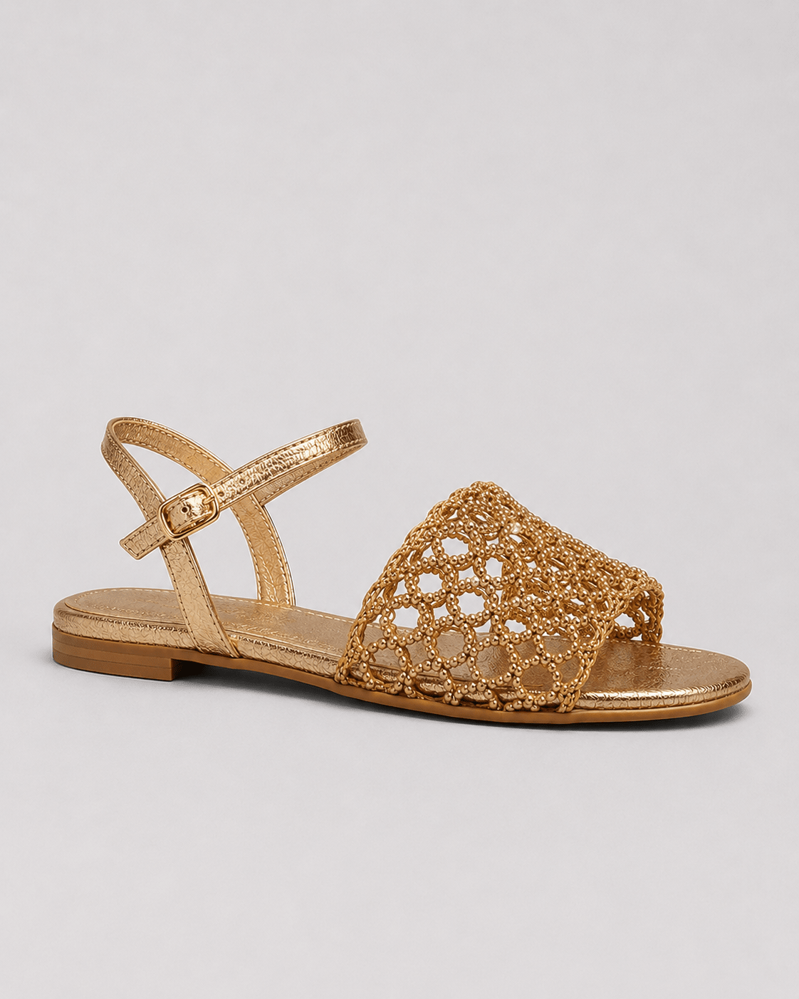 AURORA | GOLDENE SANDALEN: SOMMERLICHER CHARME